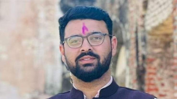 Congress is closing employment opportunities for youth every day: Shiva Katoch