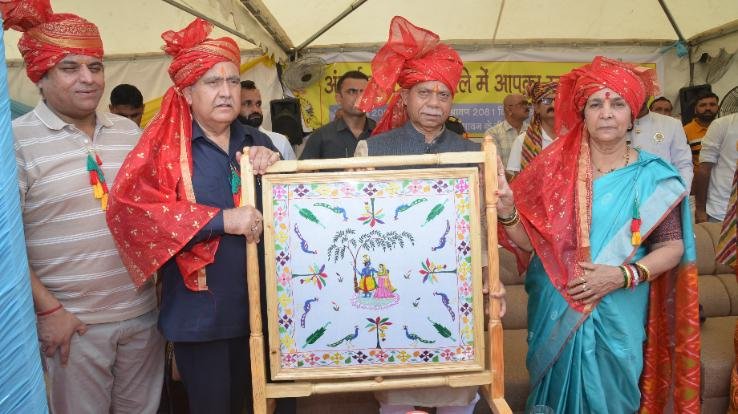 Governor Shiv Pratap Shukla inaugurated the International Minjar Fair