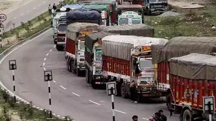 Himachal: Truck operators coming from outside the state will now get lessons on road safety.