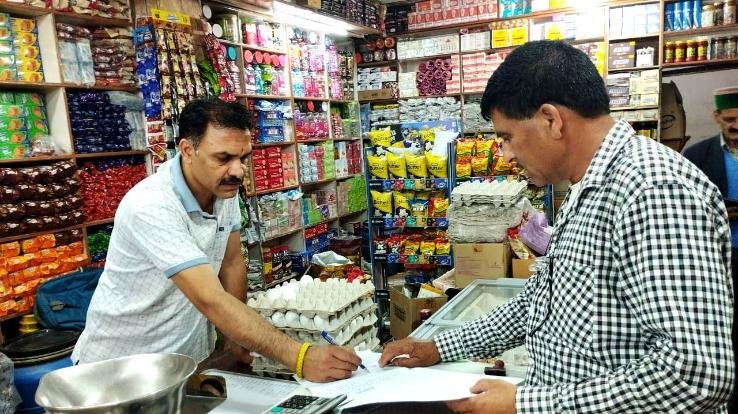 Surprise inspection of fruit and vegetable vendors of Reckong Peo market.