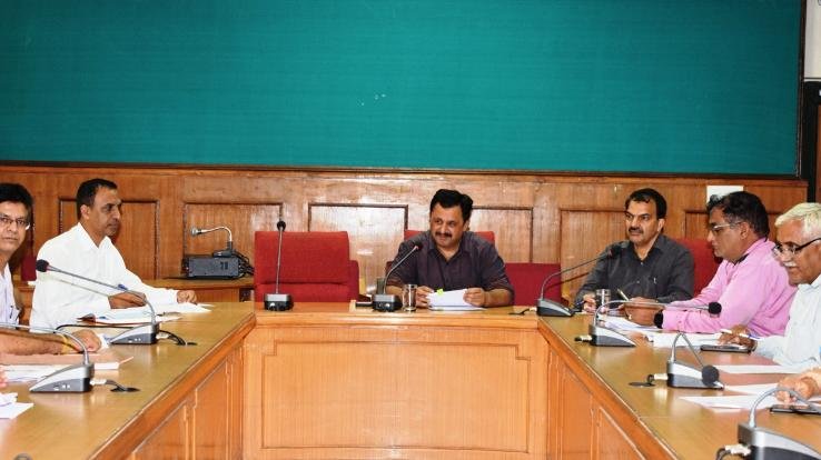 Solan: Review meeting of District Level Public Distribution Committee and District Level Vigilance Committee held
