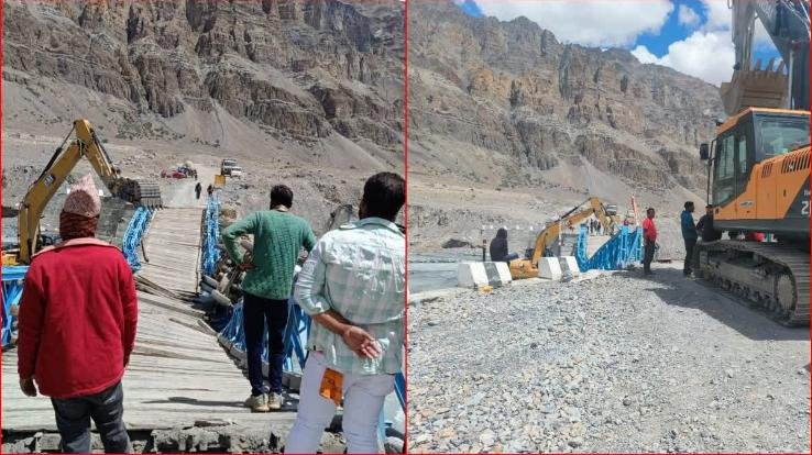 Lahaul Spiti: The bridge connecting Losar to Kaza broke due to the passing of a heavy dumper.