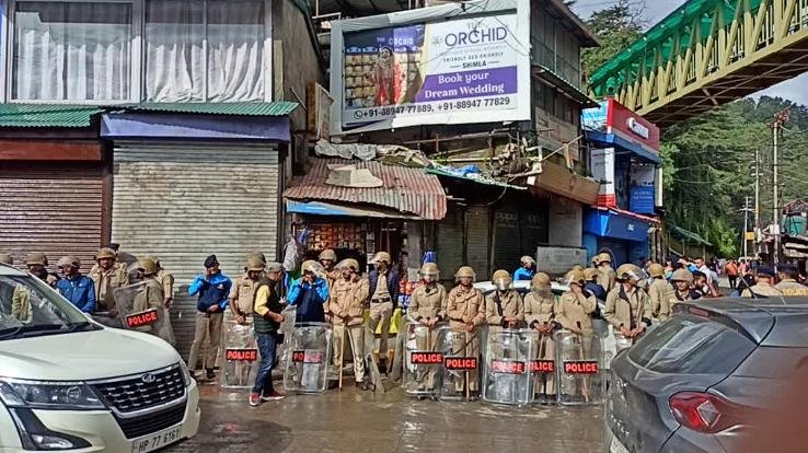 Shimla Masjid controversy: Sanjauli turned into a cantonment, city sealed