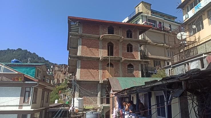 Shimla: From today, hammer will be used on the illegal part of Sanjauli Masjid.