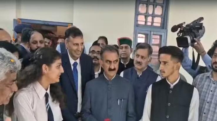 Bilaspur: CM inaugurated the state's first digital library