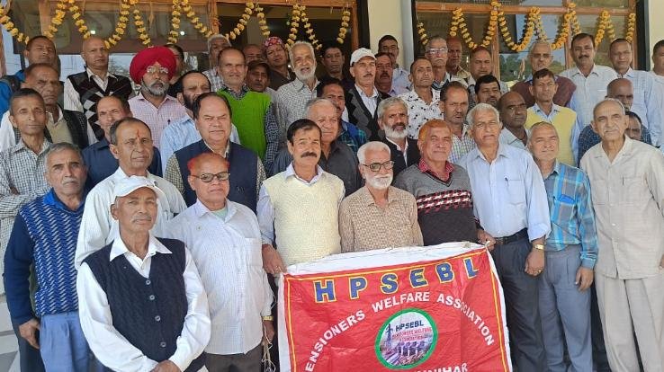 HP State Electricity Board Pensioners' Welfare Association Sub Unit Kunihar held a meeting