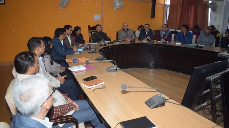 Bilaspur: Review meeting organized regarding preparations for the biennial celebrations of the state government.