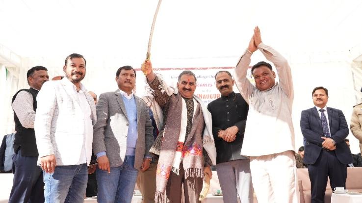 Shimla: Chief Minister gave a gift of Rs 43.37 crore to Kasumpti assembly constituency.