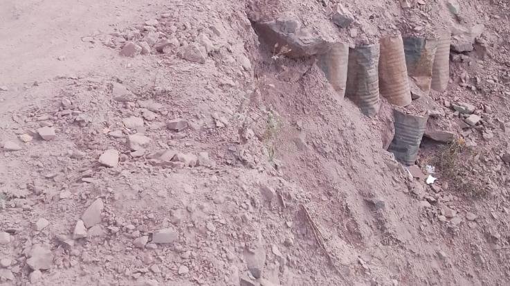 Kasauli: The condition of nuclear lease road of sub-division Kasauli is very bad.