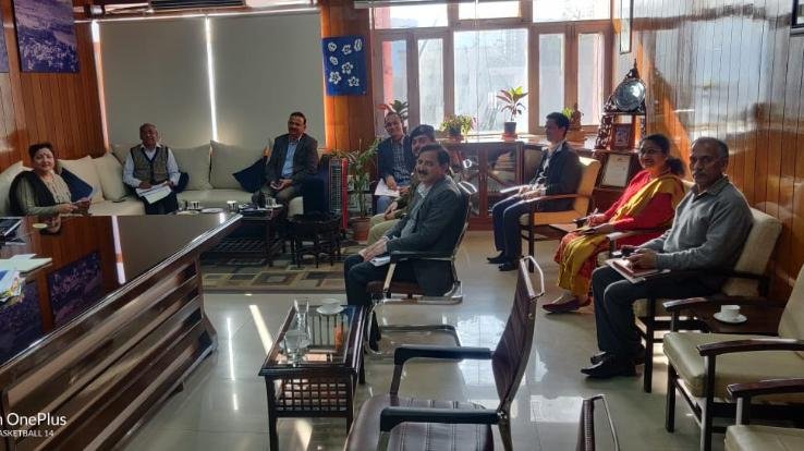 कोविड-19 के खतरे को शून्य करने में आमजन करे सहयोग : सरवीण चौधरी