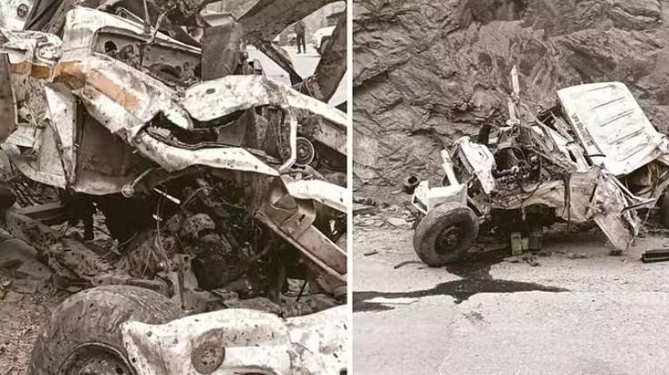 Chamba: Pickup accident on Luna-Chhatrari road...