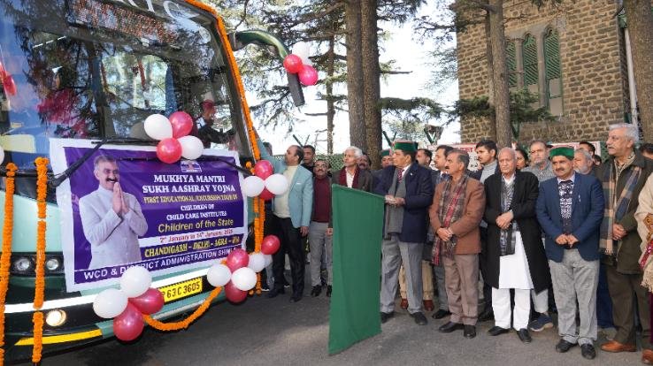 Chief Minister sends off the first team of Children of the State on a 13-day tour