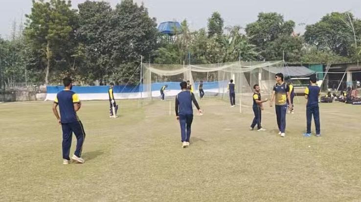 Semi-final of Under-23 Cricket Trophy in Kolkata today, Himachal team will compete with Gujarat.