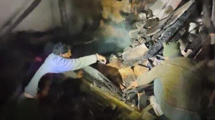 Kullu: House burnt to ashes, loss worth lakhs
