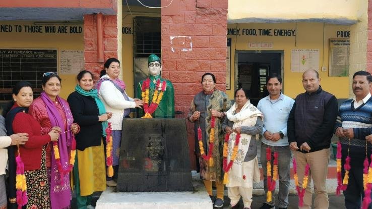 Subhash Chandra Bose's 128th birth anniversary celebrated with great enthusiasm at Bal Jwalamukhi School