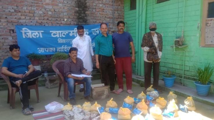 वाल्मीकि सभा भी कर रही जरूरतमंदों की सहायता