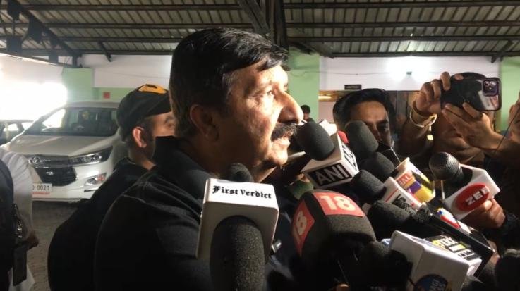 Jairam -government -also- gave -advertisements- worth -crores -to -newspapers of -its- ideology-, we- have- no- right- to- speak-: Mukesh -Agnihotri