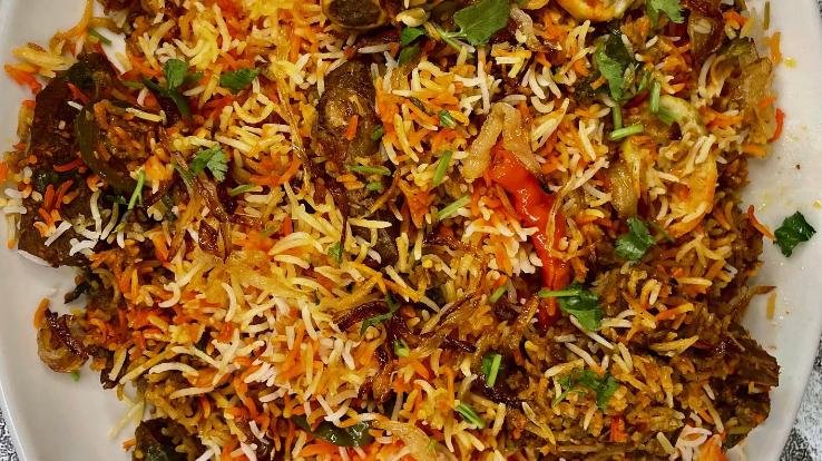 Moradabadi and Hyderabadi Chicken Biryani in Solan not edible