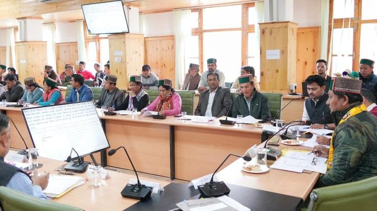 Kinnaur: Minister Jagat Singh Negi reviewed development schemes in district Kinnaur