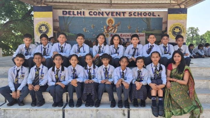 Dehra: 23 students of Delhi Convent School of Lower Sunhet selected in Sainik School exam