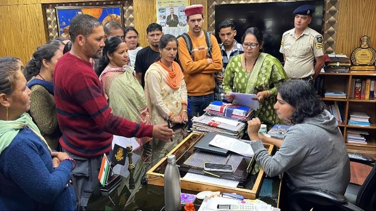 Kullu: 40 students left school due to lack of bridge over the river, this bridge could not be built even after one year