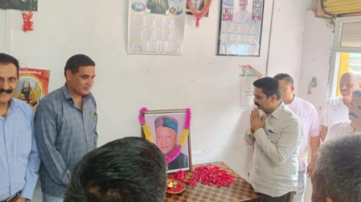 Virbhadra- was -the- messiah -of- the- poor: -Chandrashekhar