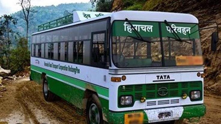 Mandi: Sarkaghat-Palampur bus route closed for four months, passengers troubled