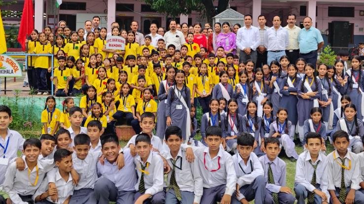Jwalamukhi: Cluster resource sharing program organized in Bhadoli school