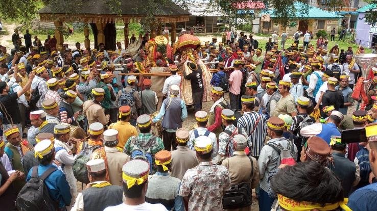 Kullu: After 12 years, a grand procession of Maa Durga was organized in Kothi Vanogi area