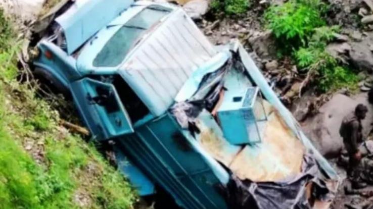 Jammu and Kashmir: CRPF vehicle falls into a ditch in Udhampur, 3 soldiers killed, so many injured