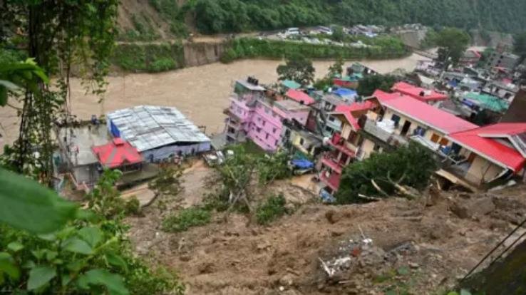Himachal: Cloud burst in Kinnaur and Kullu, flash flood in Mandi, yellow alert issued, know weather update.