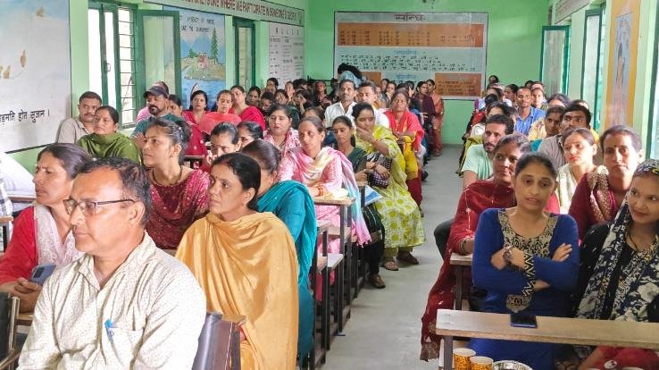  Kunihar: Mega PTM organized in Girls Senior Secondary School