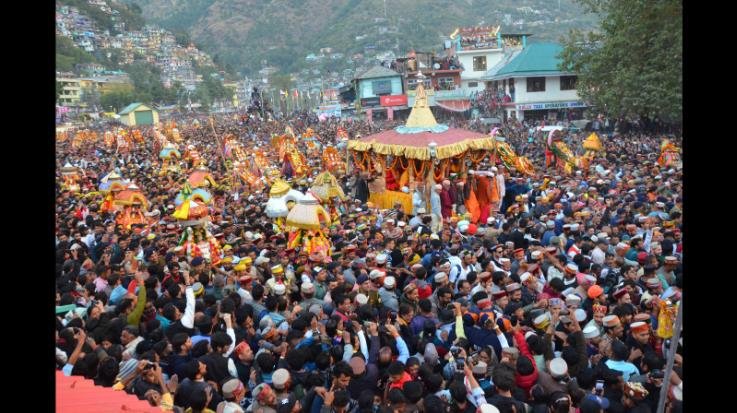 Kullu_Kullu_Dussehra_will_begin_on_October_2_with_over_300_deities_participating.