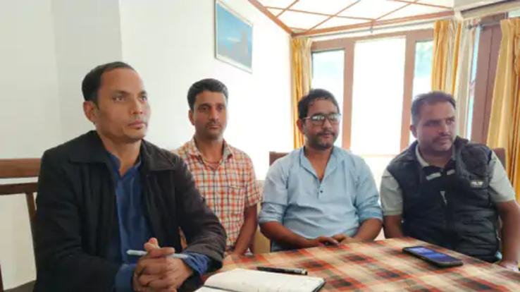 Shimla-Milk-producers-not-paid-for-2-months-warning-of-protest-on-October-30