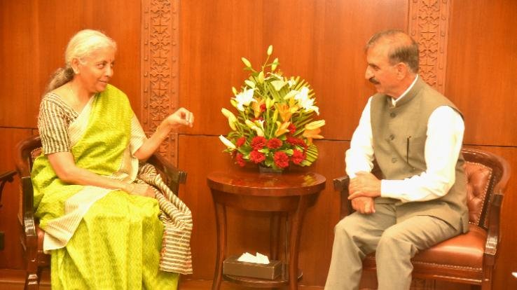 Himachal CM Sukhu met Finance Minister Nirmala Sitharaman and demanded an increase in the loan limit.