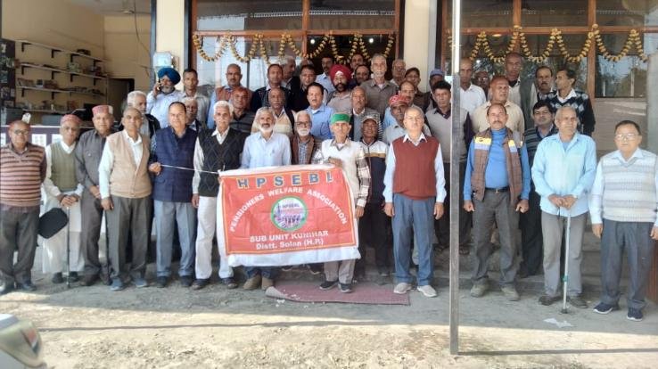 Kunihar_Monthly_meeting_of_State_Electricity_Board_Pensioners_Welfare_Association_was_organised.