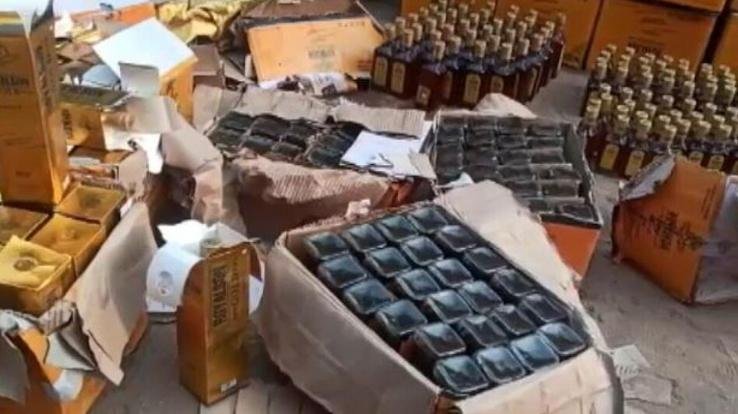 Chamba_Illegal_liquor_consignment_recovered_from_car_in_Tunuhatti_Mandi_youth_arrested