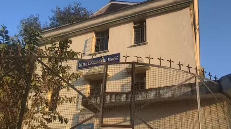 Kangra_Minor_girls_escape_from_Garli_Balika_Ashram_taken_into_custody_by_police