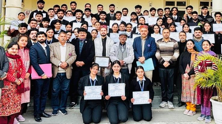 Jaswan-Paragpur_Laureate_Institute_successfully_organizes_7-day_AI-ML_based_workshop