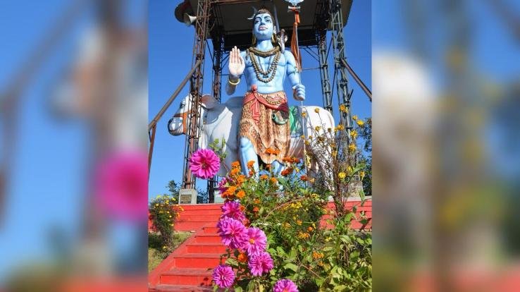 Hamirpur: A 151 kg garland of flowers will be offered to the idol of Bilkeshwar Mahadev, the program will be held on Shivratri.