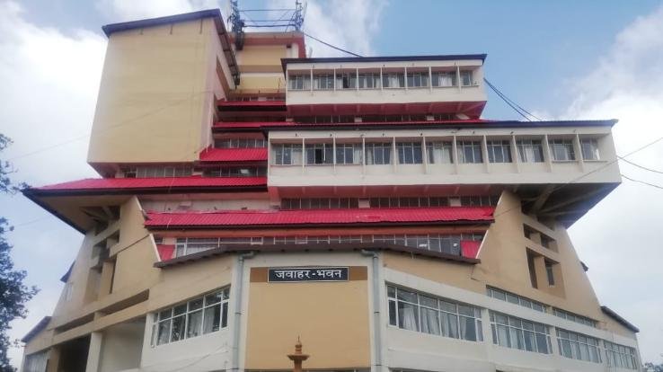 Two groups clash at HPU; student attacked with a knife-like sharp weapon in the stomach