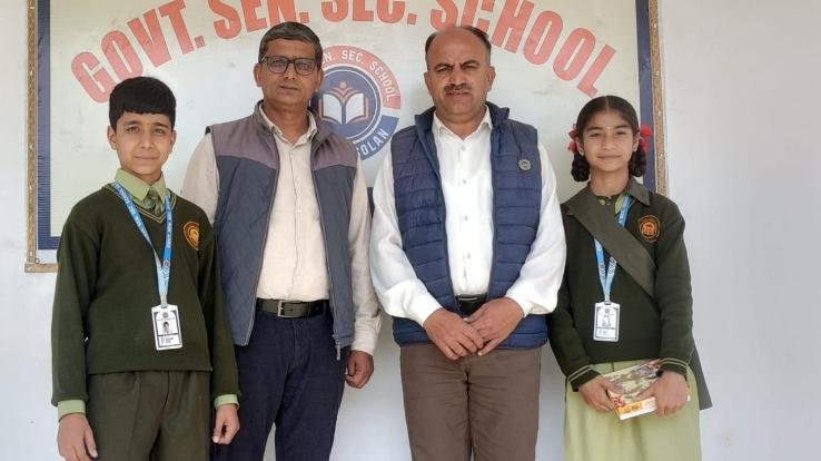 Solan_Two_students_o_Devthi_School_will_get_scholarship_of_Rs_12000