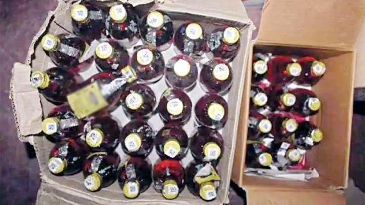 Police crack down on illegal liquor in Kangra, 20 cases recovered from Shahpur youth