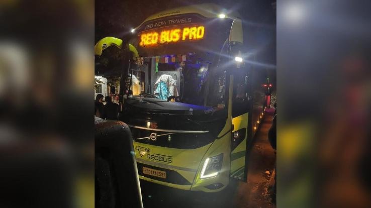 Palampur_Volvo_driver-conductor_attacked_with_knife_in_Thural_3_accused_arrested