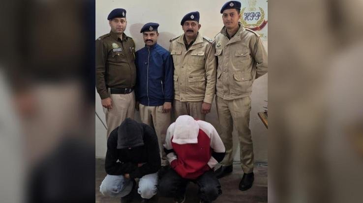 Kullu_Police_action_667_grams_of_hashish_recovered_from_bike_two_youths_arrested