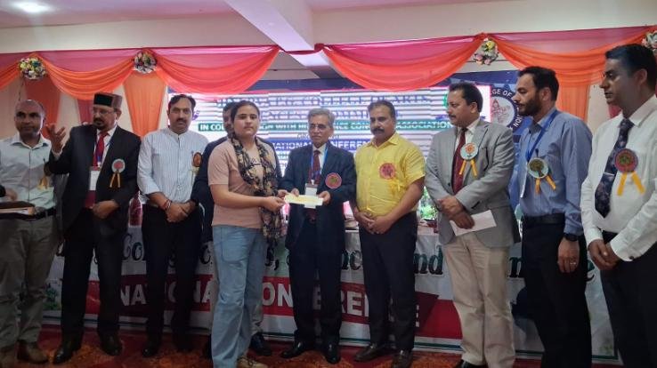 Indora: A grand two-day national conference was organised at Minerva College.