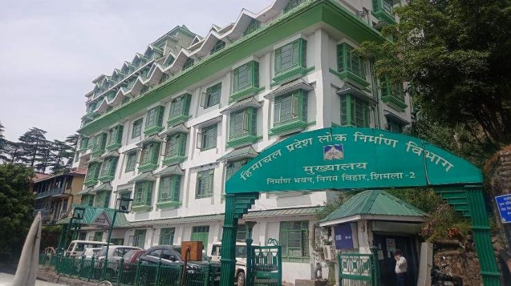 Panchayats' ₹300 crore accounts stuck; Centre seeks records.