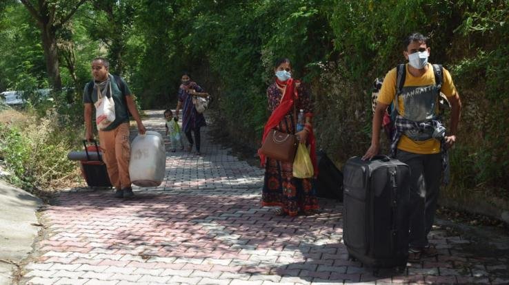 गोआ से बिलासपुर पहुँचे 23 व्यक्ति