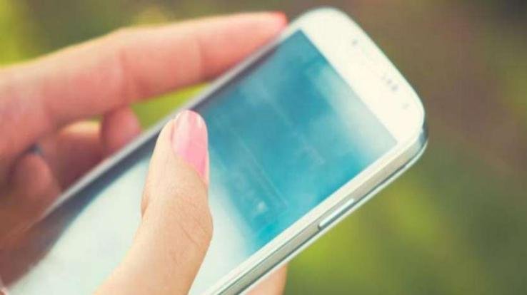 दोस्तों और परिजनों से फोन या वीडियो काॅल के माध्यम से करें बात : डाॅ. प्रकाश दरोच 