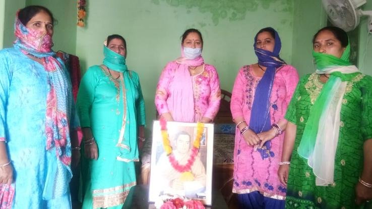 पूर्व प्रधानमंत्री राजीव गांधी की 29वी पुण्यतीथि पर दी श्रद्धांजलि 